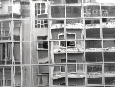 Absence in the Mirror: Beirut’s Urban Identity in the aftermath of Civil War Absence in the Mirror: Beirut’s Urban Identity in the aftermath of Civil War